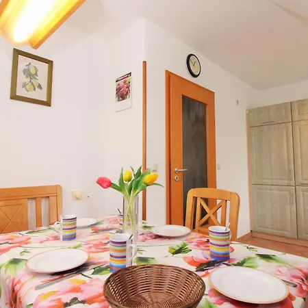 Haus Mare 1 Apartment Bastorf